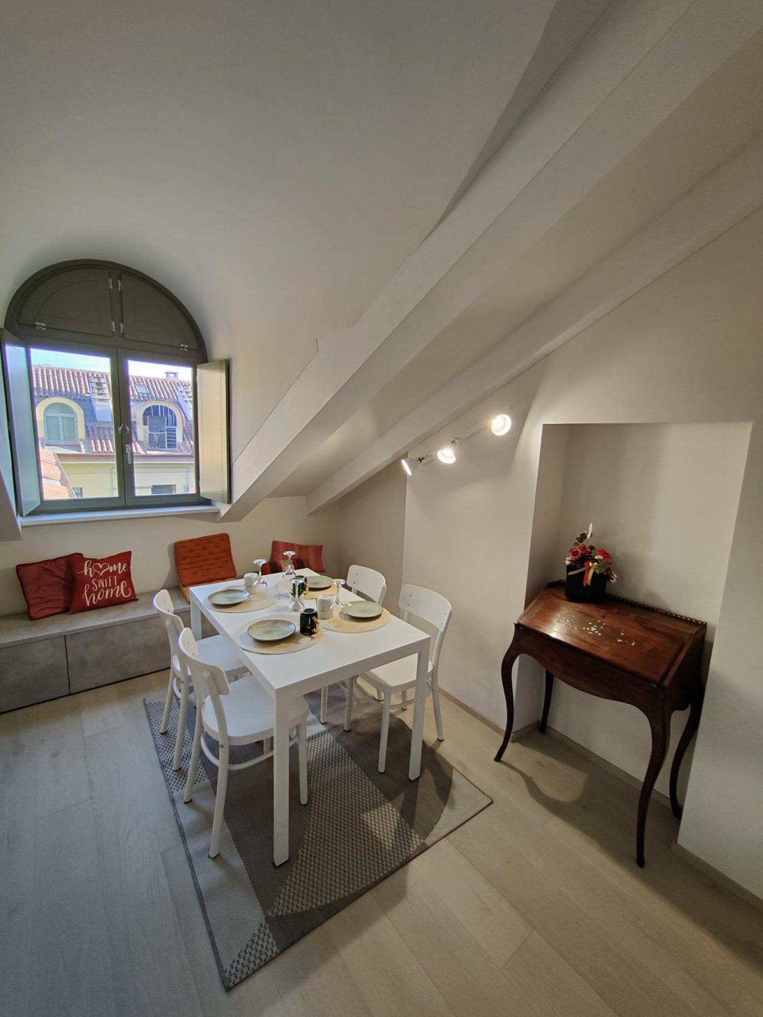 Appartement Mansarda Luxury: Lagrange Centro à Turin Extérieur photo